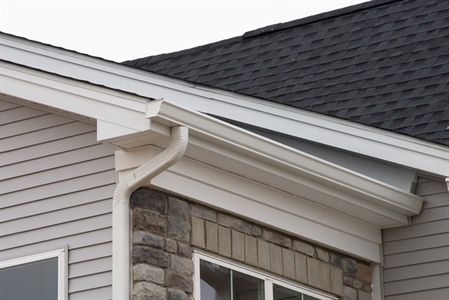 5 Ways to Protect Your Gutters From Storm Damage